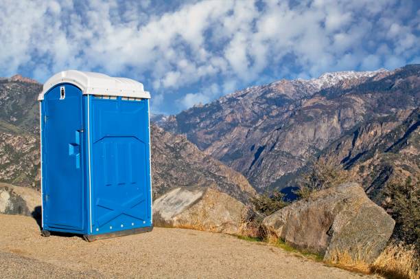 Porta potty delivery and setup in Minnehaha, WA